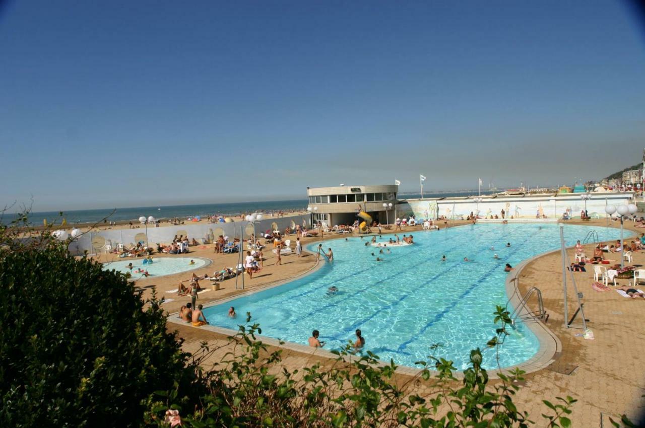 La Reine Des Plages Cls Deauville Trouville-sur-Mer Eksteriør billede